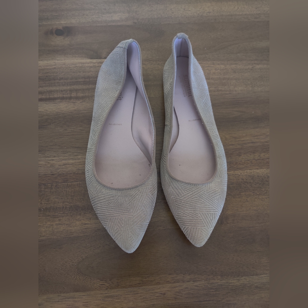 Elegant Beige Women's Flats